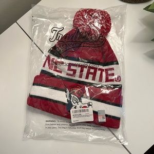 NC State Wolfpack Beanie - NCSU Hungry Wolf Retro Pom Beanie